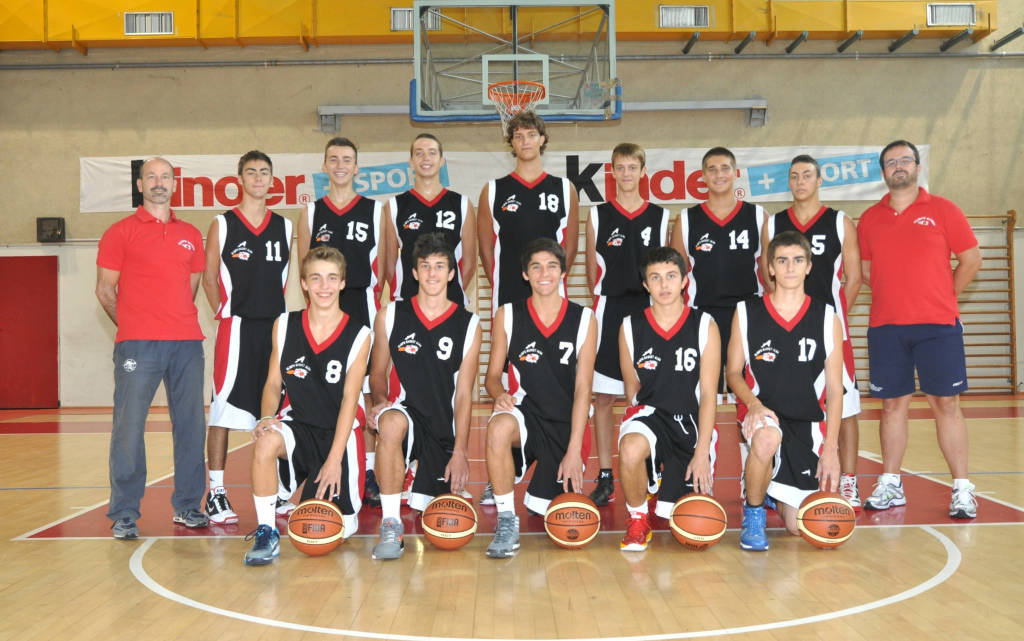 Bene l'Under 17 della Scuola Basket al Torneo di Alba 