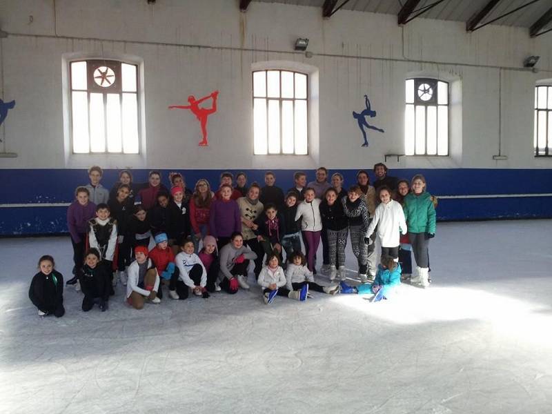 Una bella giornata di sport e divertimento per la Fitel Asti con lo stage di pattinaggio sul ghiaccio
