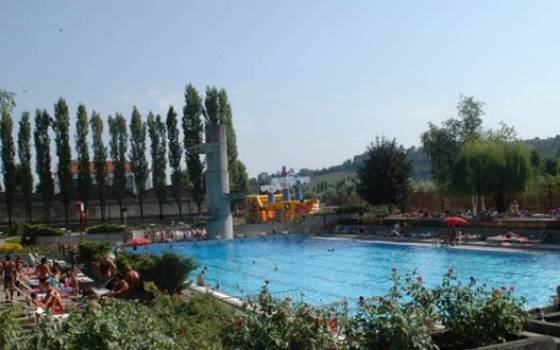 La piscina comunale all’aperto di Asti sarà gestita del Centro Sportivo Roero