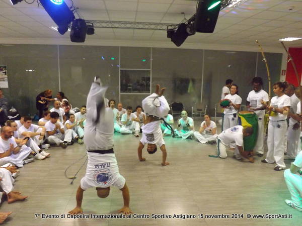 Emozioni e spettacolo al Centro Sportivo Astigiano con l'Evento Internazionale di Capoeira (foto)