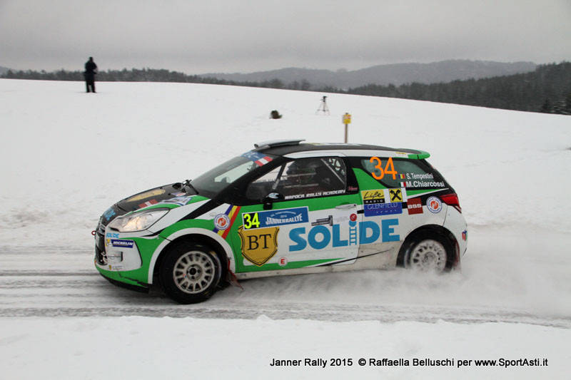 Tante neve e sorprese nella prima giornata di gara dello Janner Rally 2015