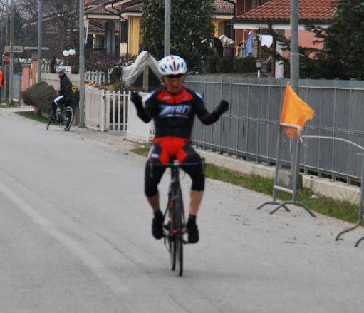 I ciclisti della Zard Cavallino Rosso in evidenza a Moretta