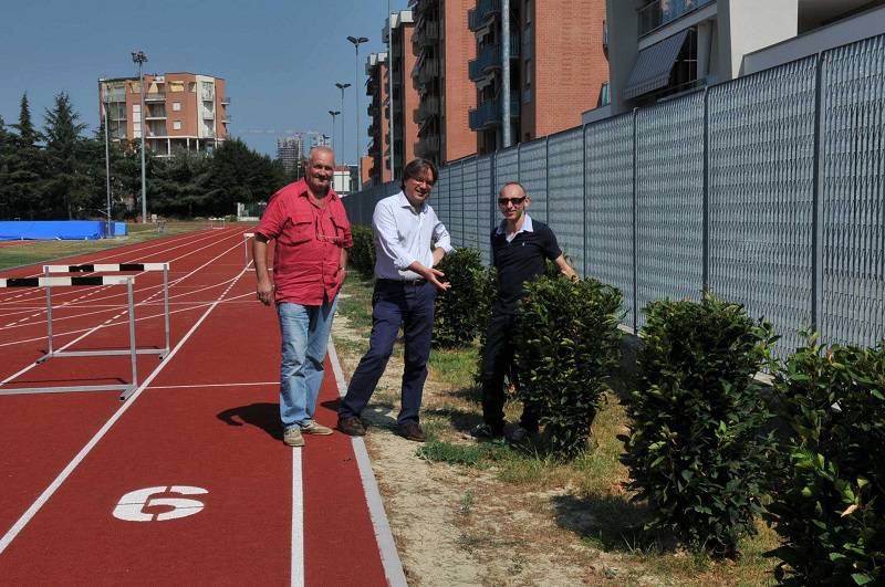 Con la rinascita della pista ricresce anche il verde al campo di atletica; iniziati i sopralluoghi per le omologazioni