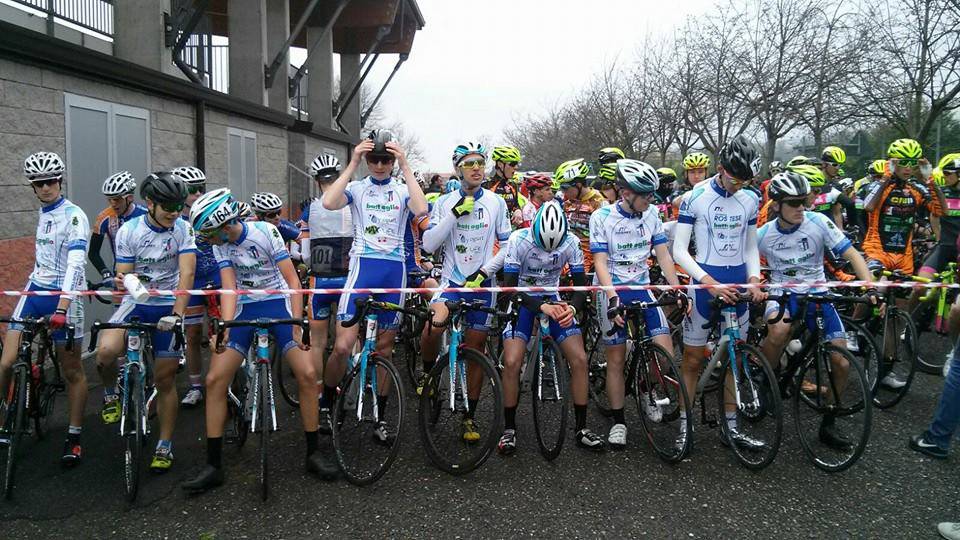 Gli Juniores della Ciclistica Rostese in gara a Loano e Parabiago