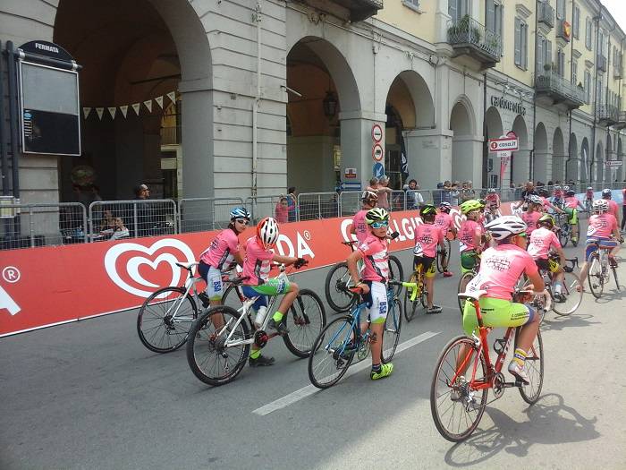 I giovani del Pedale Canellese al Giro d'Italia per la Gazzetta Cicling Cup