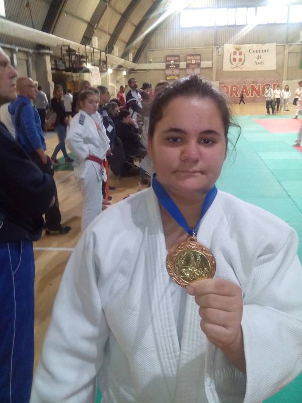 Al Memorial Balladelli di Asti buon terzo posto per Giulia Cicatiello della Scuola Judo Shobukai