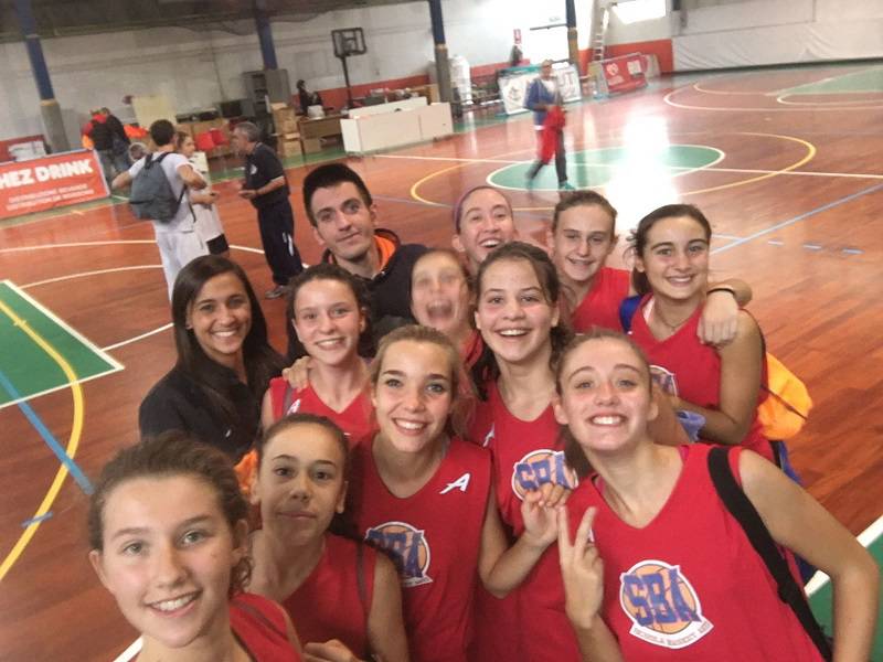 Bella esperienza per l'Under 16 femminile della SBA al Torneo di Aosta di basket