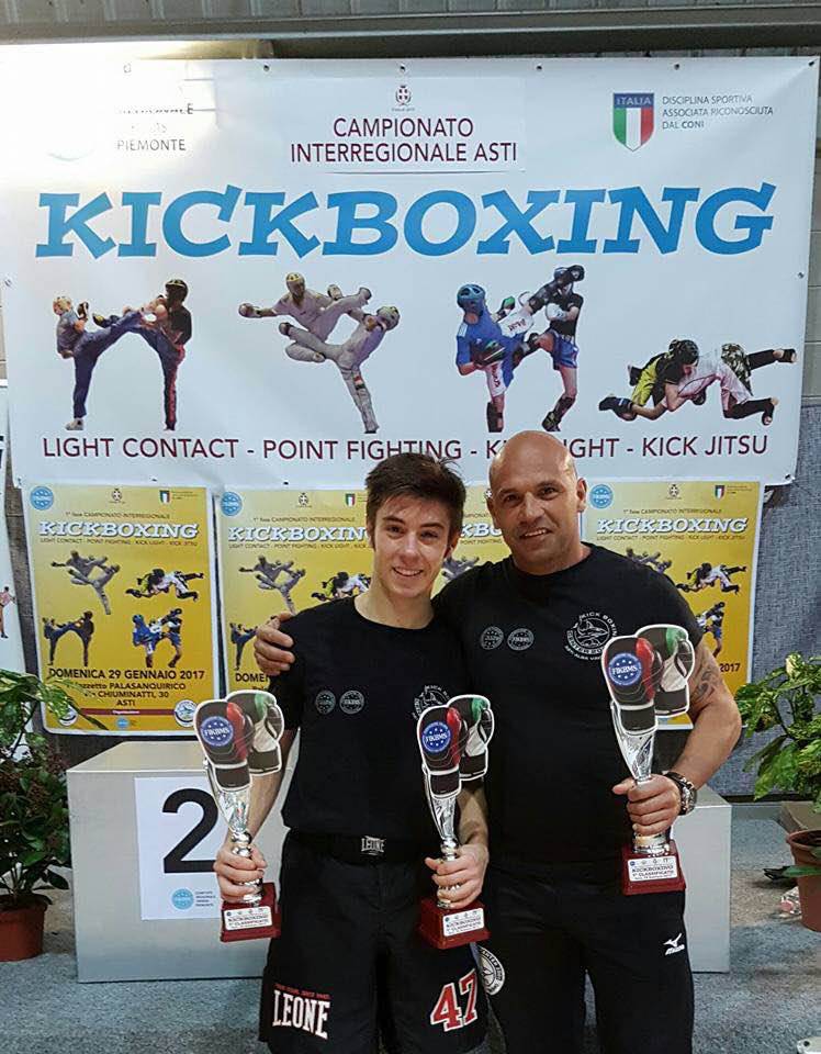 Atleti KBC 2000 protagonisti al 6° International Karate Tournament e ai Campionati Interregionali di Kick Boxing