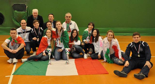 Gli juniores della Pieese e le juniores della Monalese Campioni d'Italia Indoor