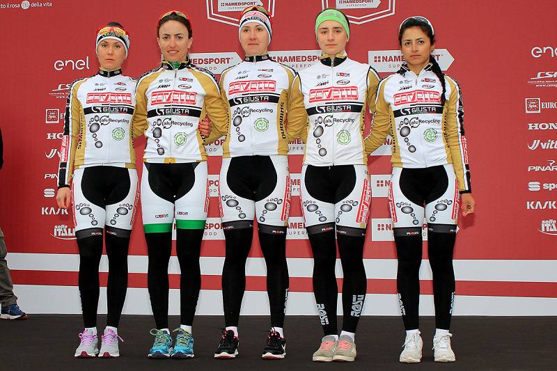 Quattro atlete della Servetto Giusta AluRecycling al via della Setmana Ciclista Valenciana