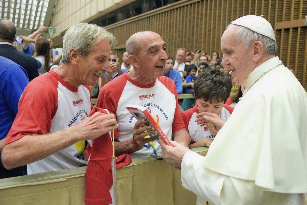 Gli Ambasciatori per lo Sport della Città di Asti incontrano Papa Fancesco