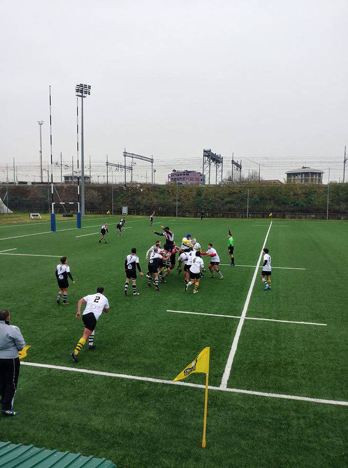 Il Monferrato Rugby vince a Milano e conferma il primo posto solitario