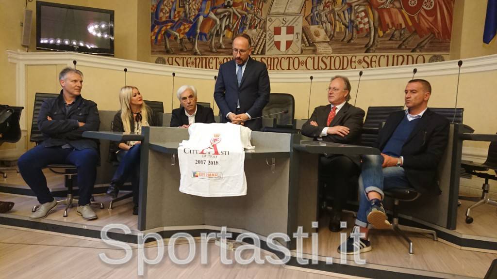 Città di Asti calcio a 5 festeggiata in Comune