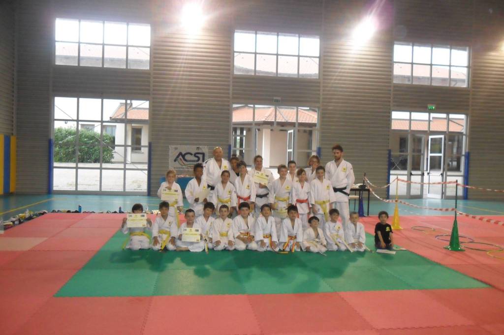 Con gli esami per le cinture si chiude la stagione della Scuola Judo Shobukai,