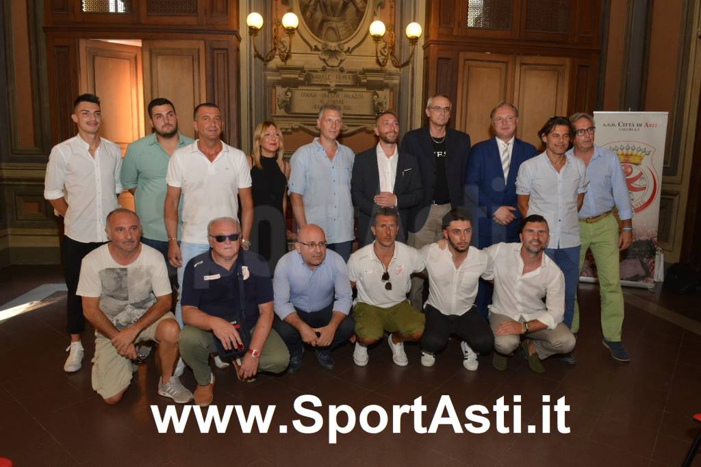 Il Città di Asti si presenta pronta per l’avventura in serie A2 e stringe un importante accordo con l’Orange Futsal