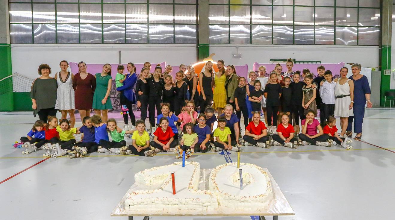 L’Asd Skater festeggia i suoi 10 anni di attività con “Cenerentola sui Pattini”