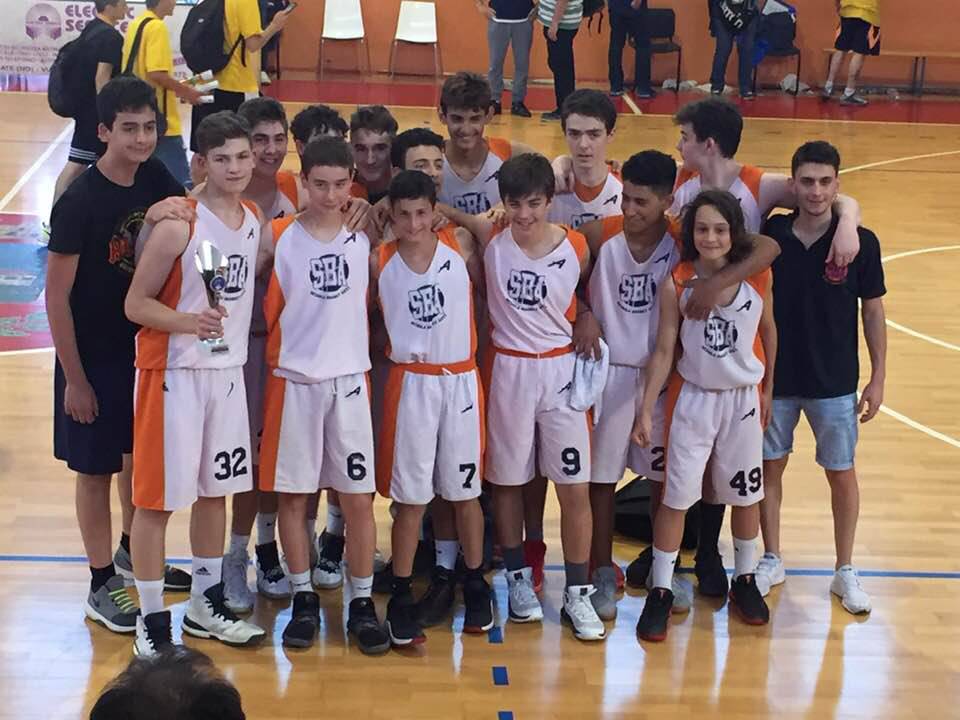 Terzo posto per l’Under 15 della Scuola Basket Asti alle finali regionali, tre squadre del minibasket al Torneo Hone