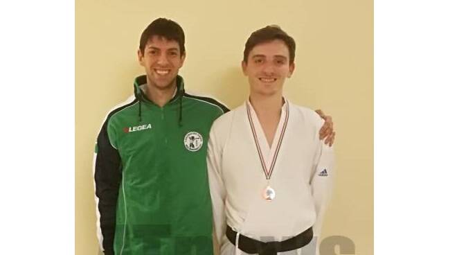 Il nicese Andrea Pizzol qualificato per la finale del Campionato Italiano di karate FIJLKAM