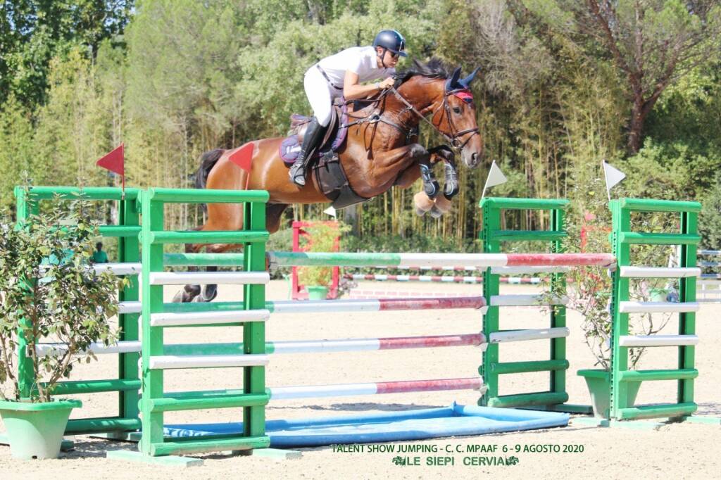 Sport Equestri: giovane astigiano del Centro Equestre Capricorno protagonista a Cervia