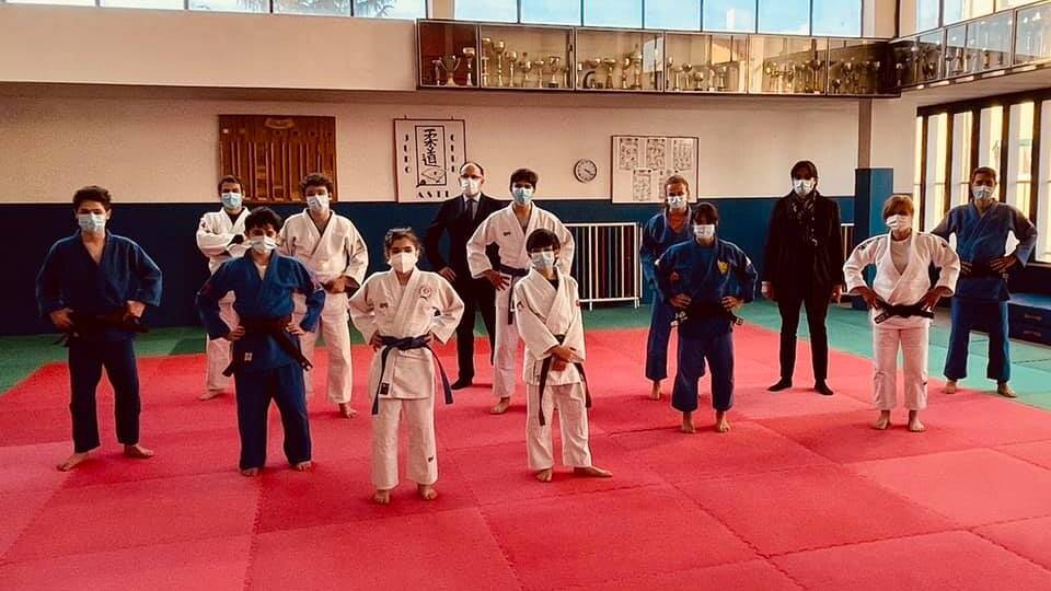 Consegnate le nuove cinture ai judoka della Polisportiva Astigiana che hanno superato l’esame
