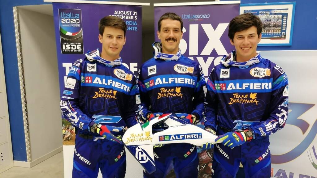 Filippo ed Edoardo Alutto e Federico Fanzio i componenti della Squadra del Moto Club Alfieri alla Six Days Enduro