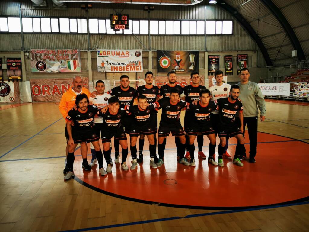 L’Orange Futsal inizia bene il campionato di serie B: settebello ai sardi del Mediterranea