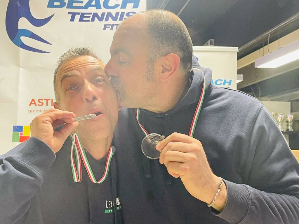 Beach Tennis: agli italiani Over di Ferrara medaglie tricolori per Gli Amici del Tennis
