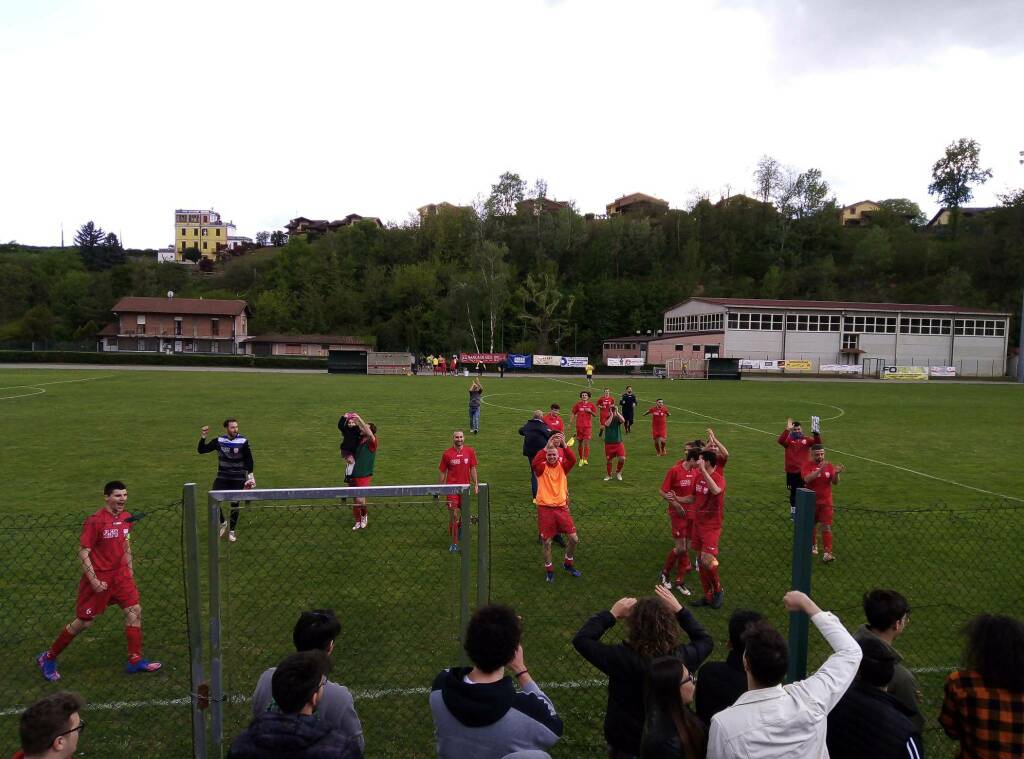 Moncalvo Calcio: la prima squadra vince ancora e aggancia la vetta, derby amaro per l’Under 19