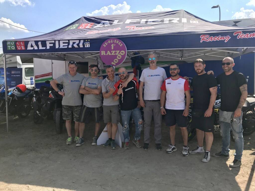 Un successo la prima uscita pubblica della nuovissima sezione Turismo del moto club Alfieri