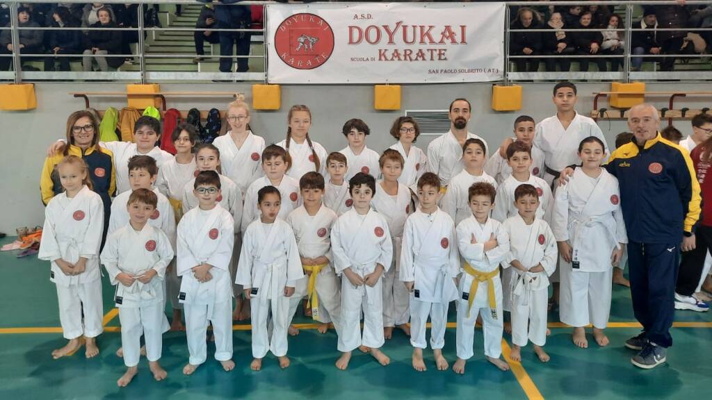 Al 6° Trofeo di Natale di karate ottimi risultati per gli atleti della Doyukai di San Paolo Solbrito