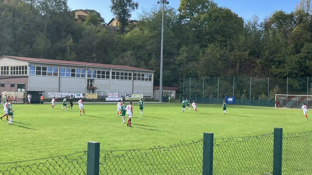 Moncalvo Calcio: ancora un ko in trasferta per la prima squadra, vittoria tennistica per l’under 19