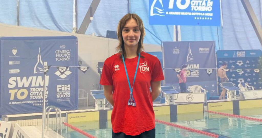 Atleti della ValleBelbo Sport protagonisti alla Swim-TO: medaglia per Lucia Tassinario, minimo per i Tricolori per Elisa Ferrari