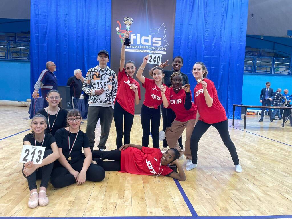Ottimi risultati per la Scuola Media Jona ai campionati studenteschi regionali di danza sportiva