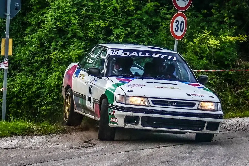 Balletti Motorsport trionfa al Valsugana Historic Rally con la Subaru